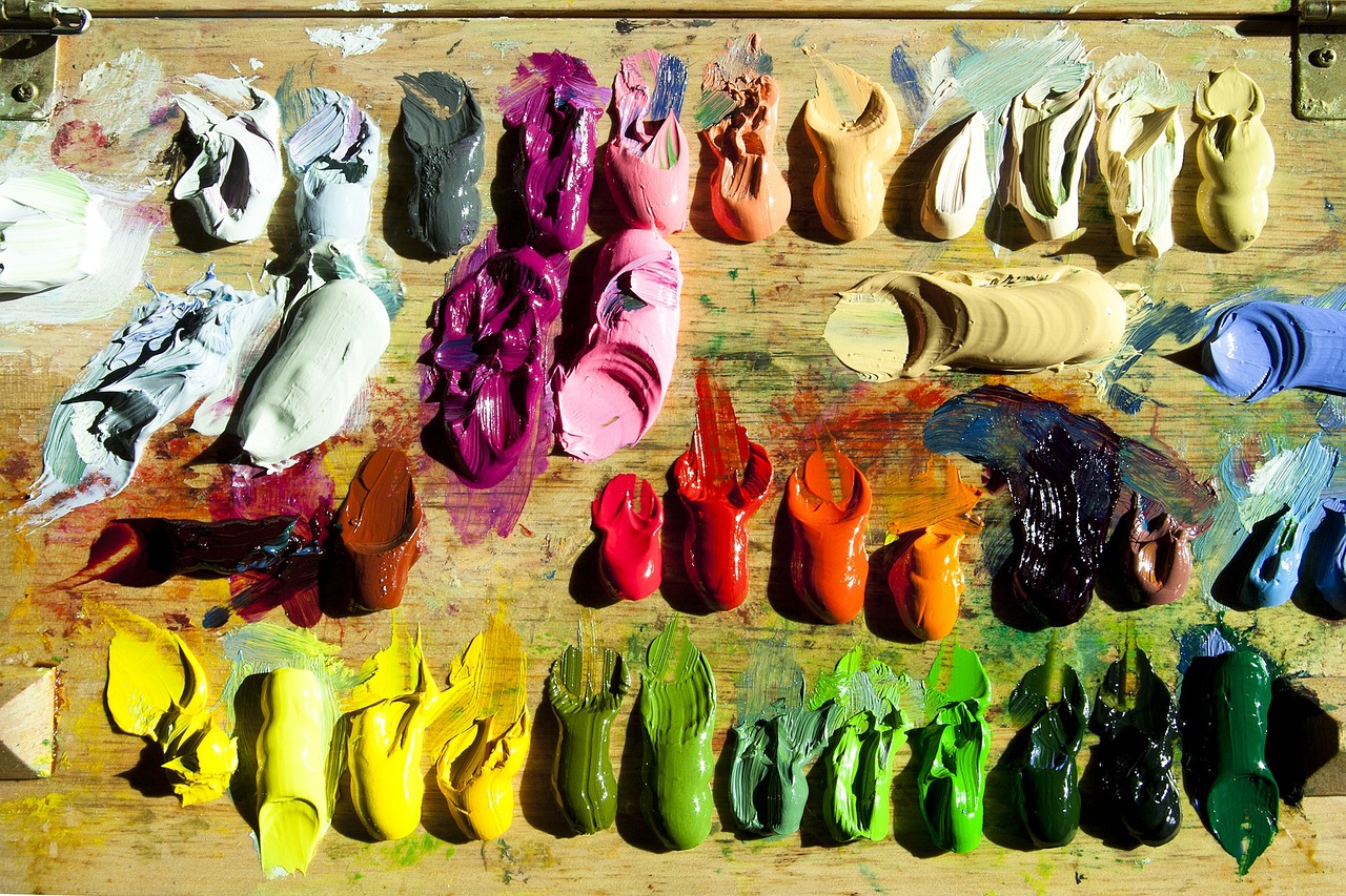 5 Paint-dipping Crafts for Kids